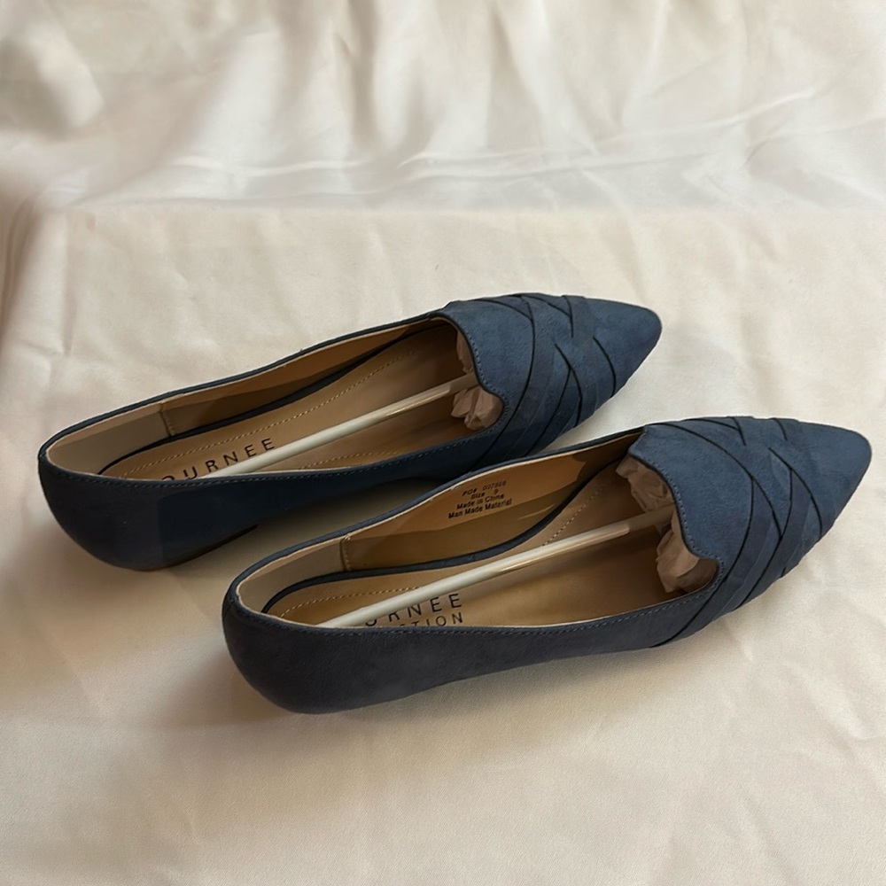 Journee Collection Blue Flats Size 9